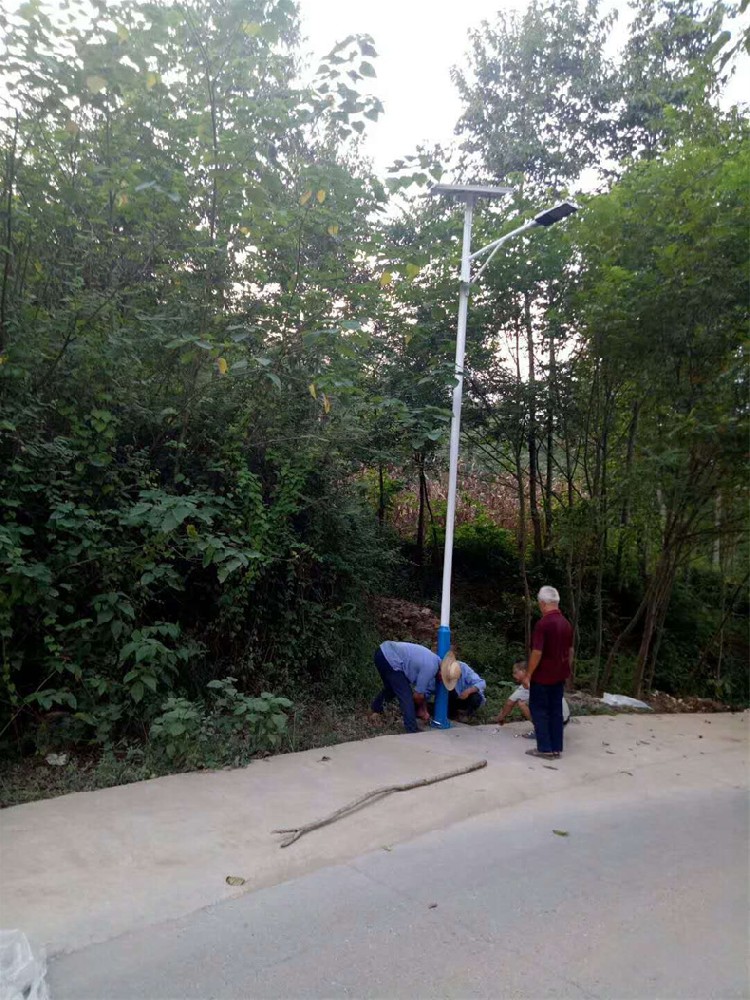 绵阳江油铜星乡太阳能路灯